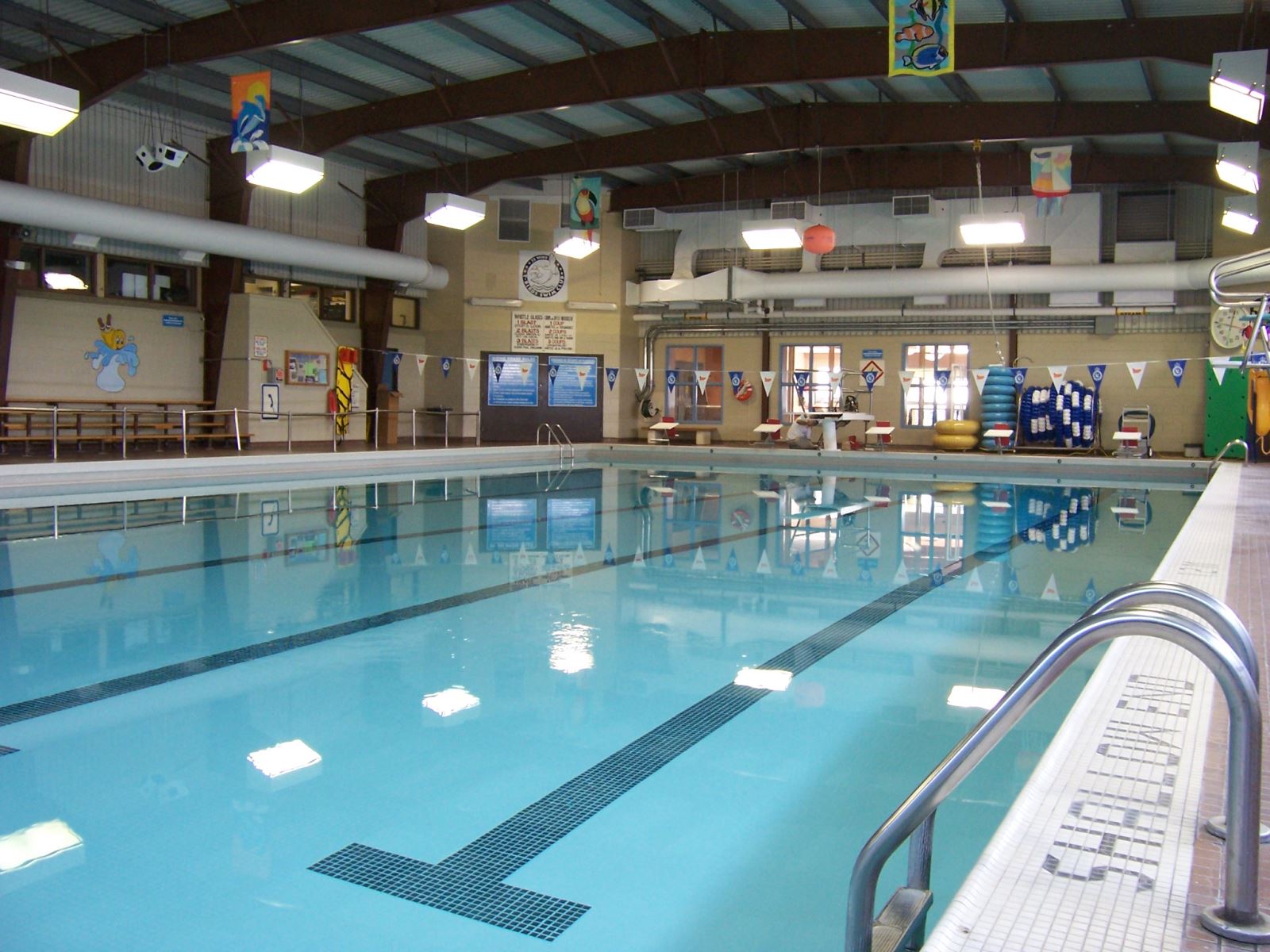 the swimming pool is in the north of the